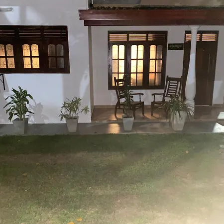 Village Green Home- Unawatuna Extérieur photo